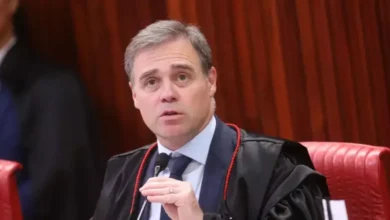 Delegados da PF fazem relato a Mendonça e revelam temor após divulgação de mensagens