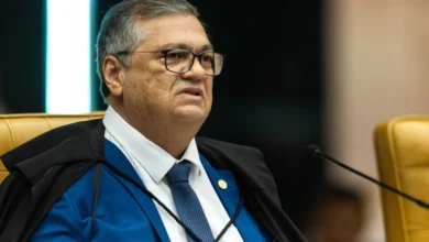 Dino diz que decisão de Mendonça sobre Andrei teve “atropelos processuais”