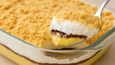 Doce da Casa: sobremesa cremosa com bolacha, chocolate e nata