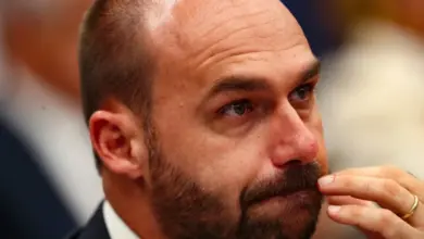 Eduardo Bolsonaro é condenado a um ano de detenção pelo STF; entenda o caso