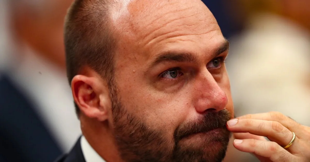 Eduardo Bolsonaro é condenado a um ano de detenção pelo STF; entenda o caso