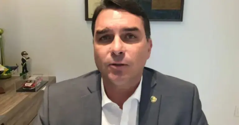 Eleições em alta: Pesquisa Datafolha traz detalhe sobre intenção de votos em Flávio Bolsonaro