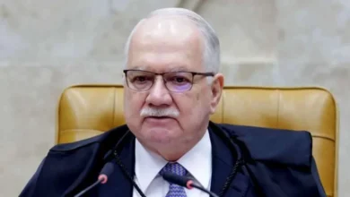 Fachin inclui nota de Moraes sobre Vorcaro em apuração e amplia análise da crise no STF