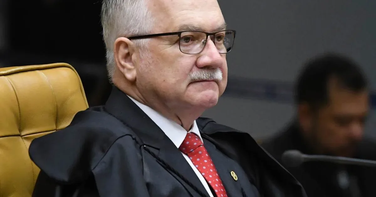 Fachin recebe manifestação de entidades antes de sessão do STF sobre Moraes