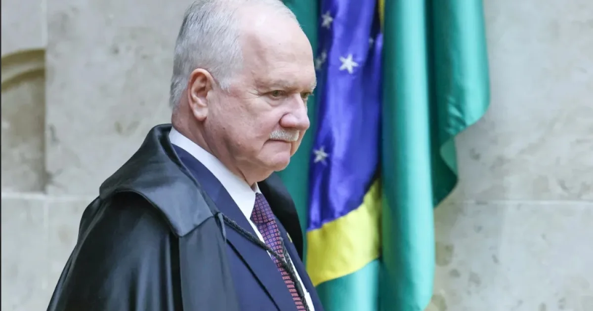 Fachin toma atitude no caso Master às vésperas de decisão sobre Moraes