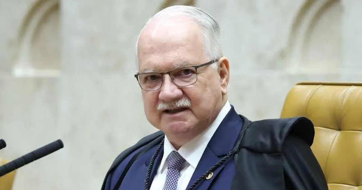 Fachin toma decisão inesperada e futuro da cúpula da PF volta ao plenário