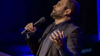 Fala de bispo da igreja frequentada por Flávio Bolsonaro provoca repercussão