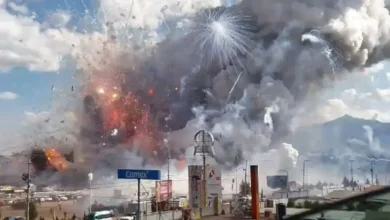 Festa religiosa é interrompida por explosão