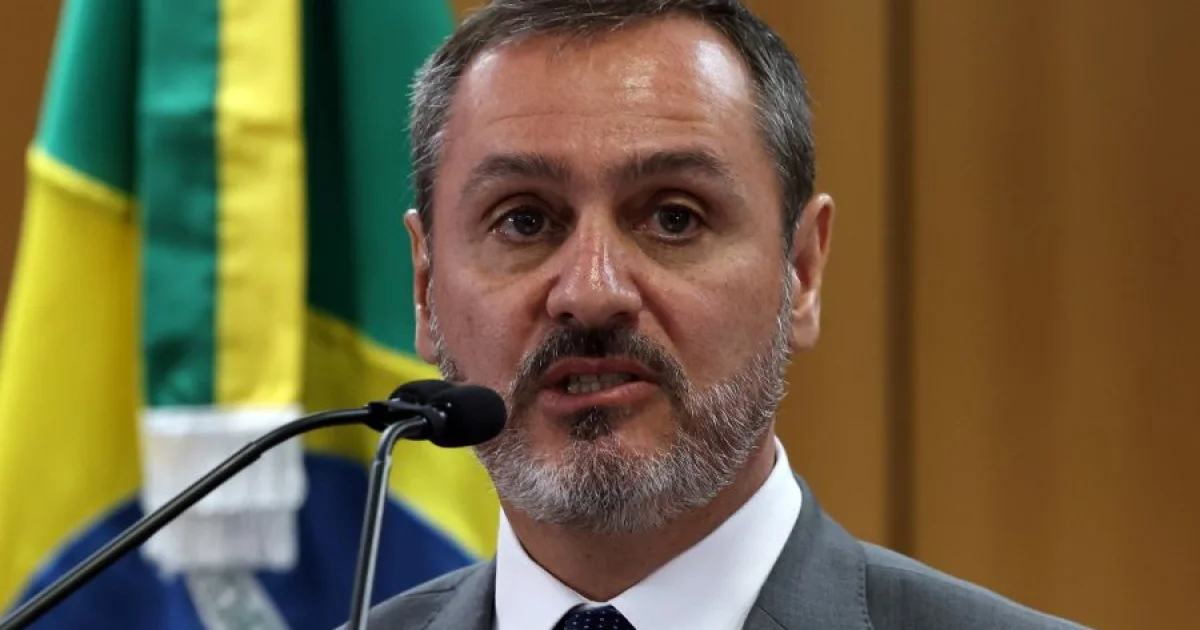 Flávio Bolsonaro reage ao afastamento de Andrei Rodrigues e faz declaração nas redes sociais