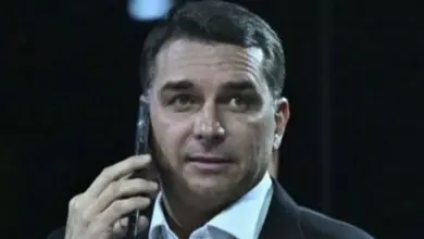 Flávio pede investigação de servidor do Planalto em caso envolvendo Nossa Senhora Aparecida