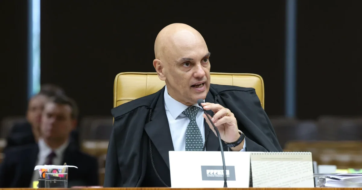 Folha e Estadão pedem saída de Moraes, enquanto O Globo cobra reação imediata do STF e do Senado