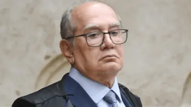 Gilmar homenageia Fachin no STF e faz críticas indiretas a Mendonça por 'vazamentos seletivos'