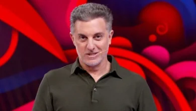 Luciano Huck faz homenagem discreta a Faustão no Domingão