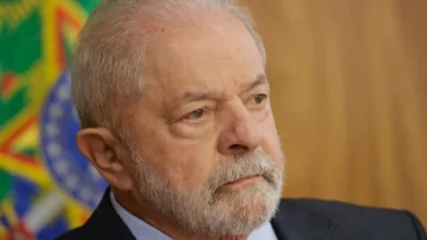 Lula cobra explicações de Fachin e coloca ações de Mendonça no centro da crise