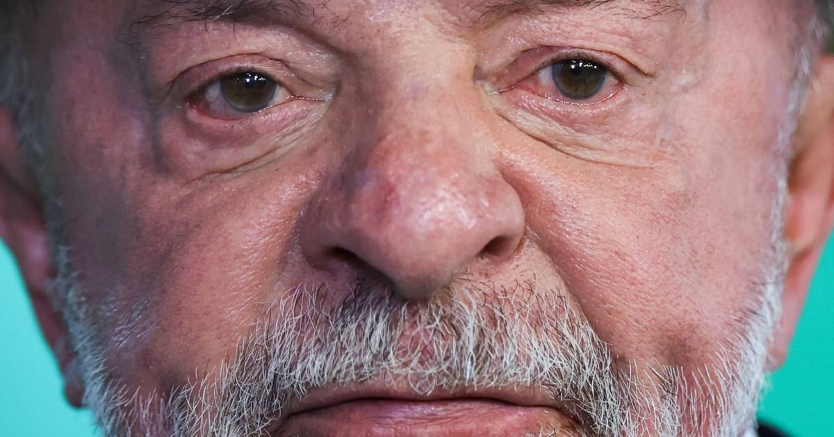 Lula diz em Curitiba que ninguém pode ser ministro da Suprema Corte para ficar rico