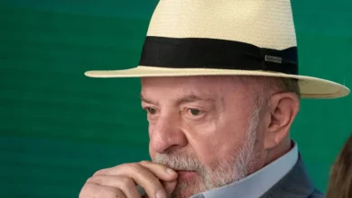 Lula muda o discurso diante da crise no STF e busca preservar a campanha