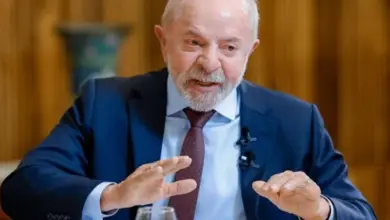 Lula planeja entrevistas para o mesmo dia do debate na Globo