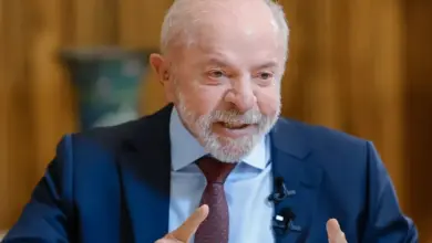 Lula reforça defesa do petróleo brasileiro e cita Trump em discurso