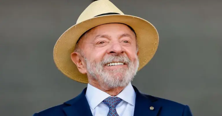 Lula toma partido e mergulha de cabeça em crise que sacode o STF
