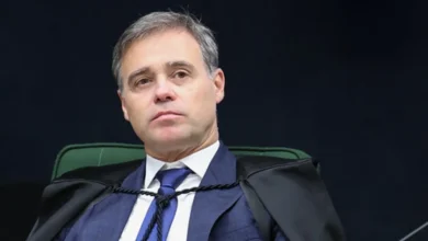 Mendonça vê decisão de Dino como ilegal e cobra Fachin