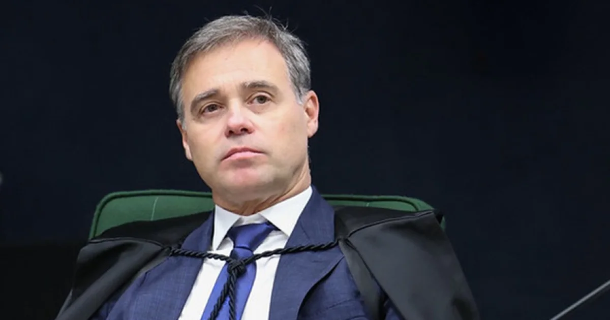 Mendonça vê decisão de Dino como ilegal e cobra Fachin