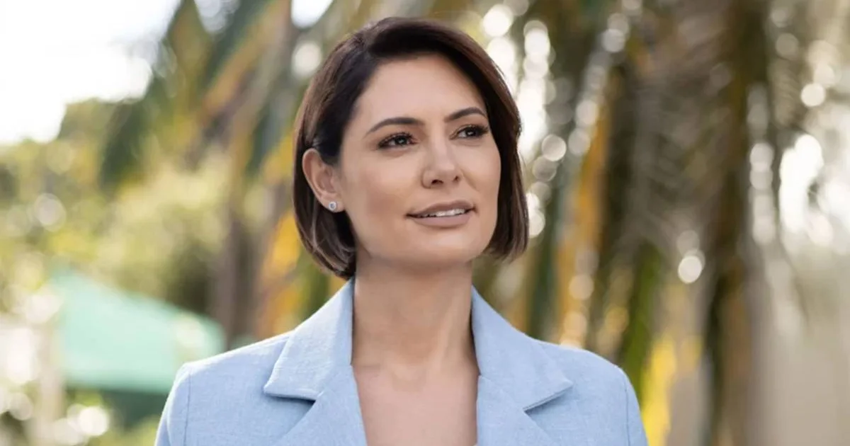 Michelle Bolsonaro é internada às pressas e hospital divulga boletim médico sem previsão de alta