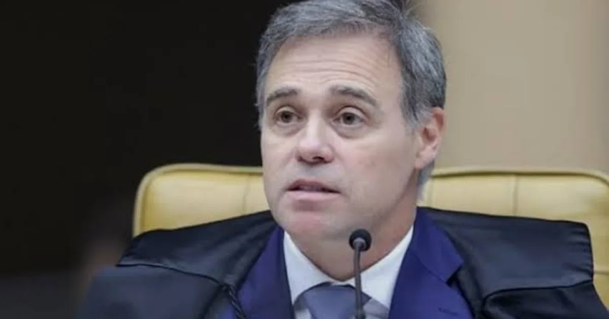 Moraes aponta 180 documentos fora do sigilo, mas Mendonça responde