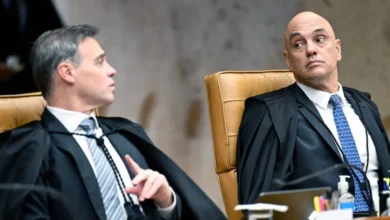 Moraes aponta “fortes indícios” contra Mendonça e pede investigação no inquérito das fake news