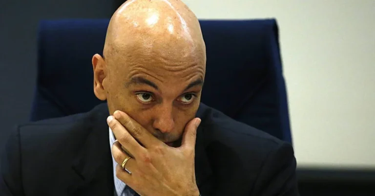 Moraes e Dino não comparecem ao plenário após sessão marcada por embates