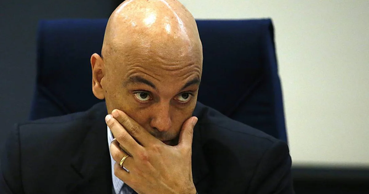Moraes e Dino não comparecem ao plenário após sessão marcada por embates