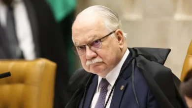 Moraes e Mendonça podem ficar frente a frente com todos os ministros após sinalização de Fachin