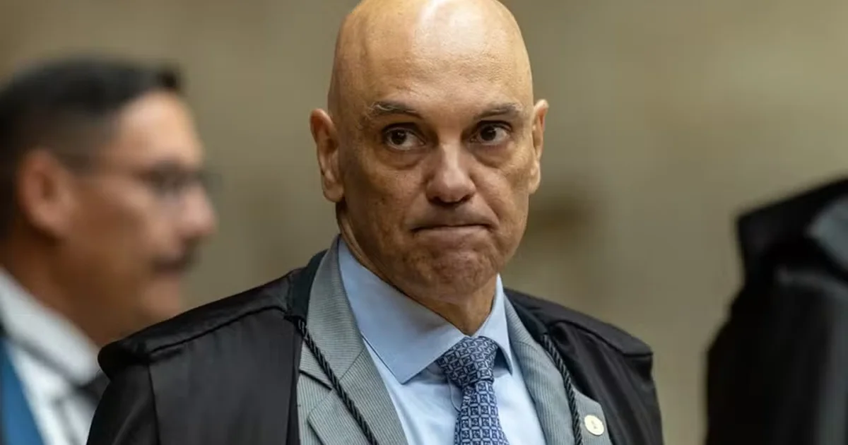 Moraes participa de votação sobre o próprio caso após autorização do STF