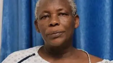 Mulher de 70 anos dá à luz após tentar engravidar durante toda a vida