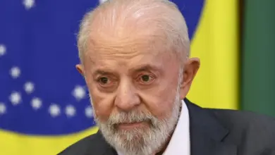 Notícia sobre Lula e Flávio nesta segunda chama atenção por diferença mínima