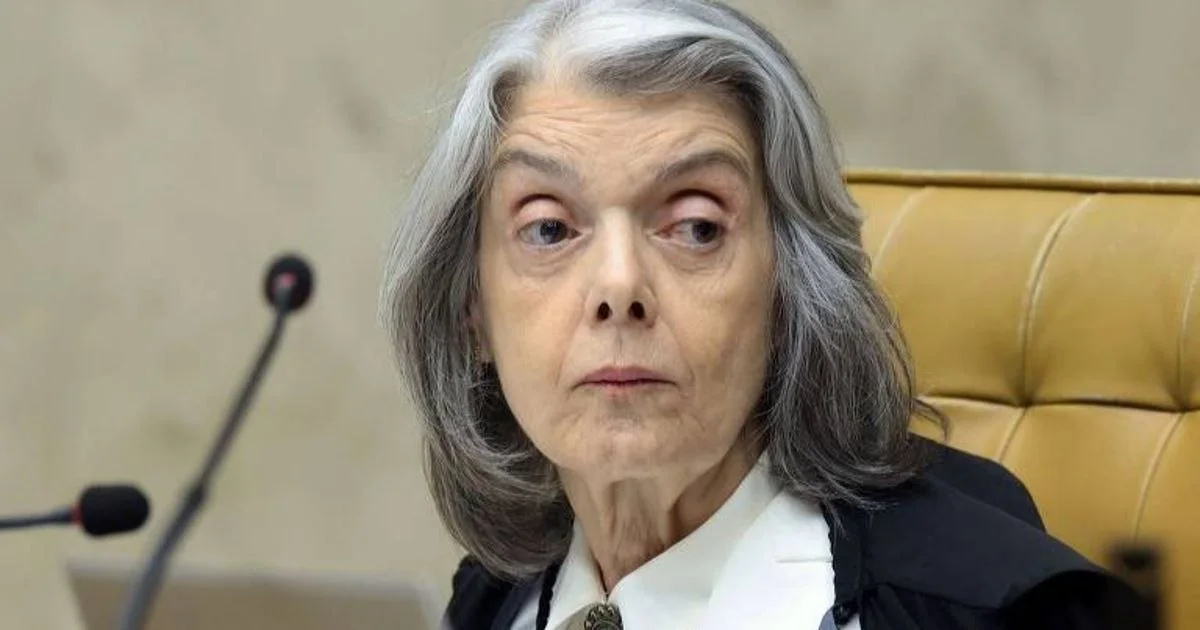 Pedido de desculpas da ministra Cármen Lúcia repercute nas redes sociais