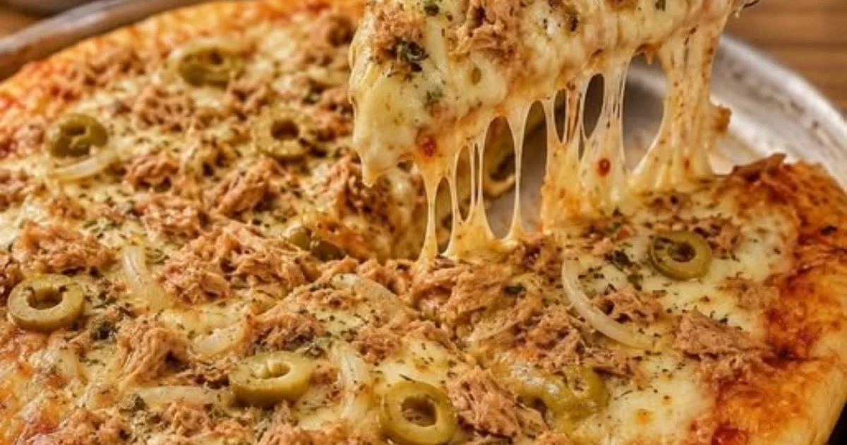 Pizza de Atum com Massa de Liquidificador: receita prática para preparar em casa sem complicação