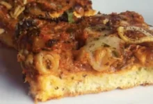 Pizza de sardinha dos anos 80: a receita simples que virou estrela das festas de família
