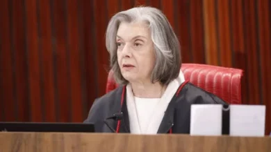 Posição firme no STF: Ministra Cármen Lúcia avisa que não cederá a pressões na Corte