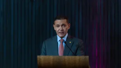 Presidente do TSE levará a Fachin críticas sobre atuação de ministros do STF