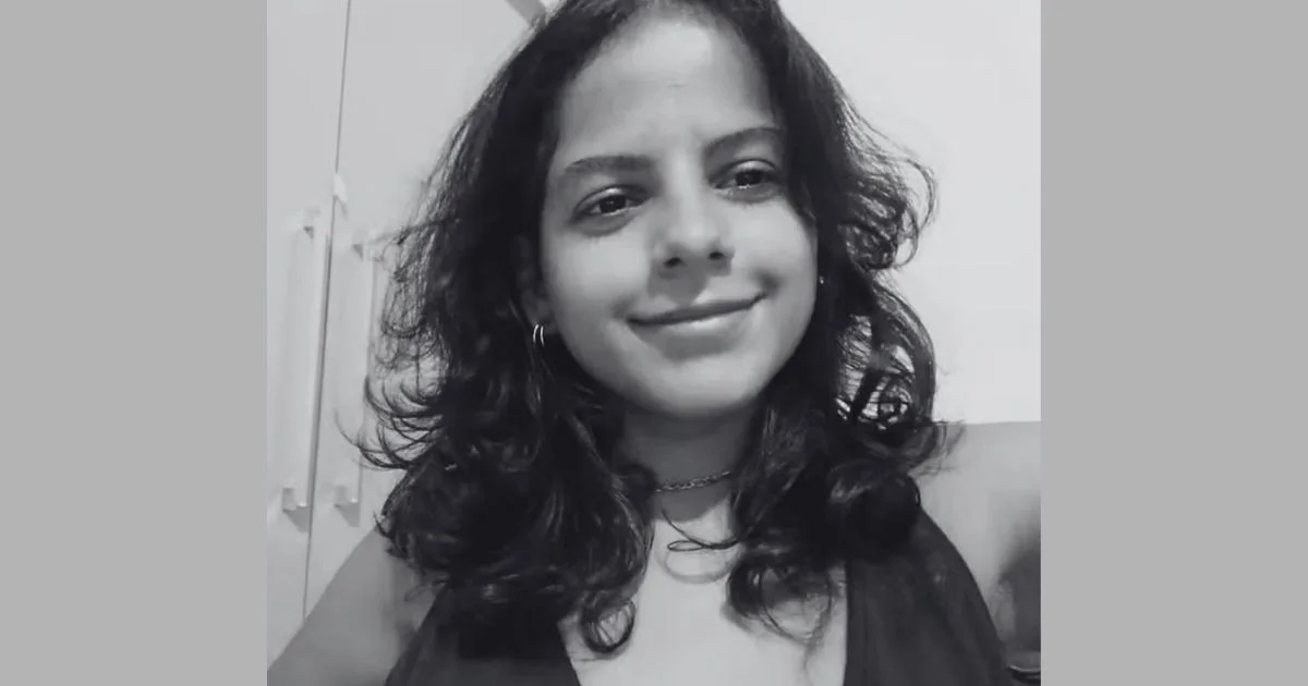 Professora de 26 anos morre após ser atendida e liberada duas vezes por hospital no Rio