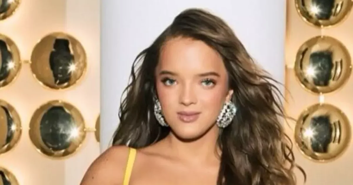 Rafa Justus chama atenção em evento e escolha de vestido divide opiniões nas redes sociais
