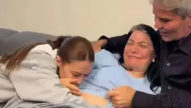 Simone Poncio dá à luz aos 50 anos e celebra chegada de Marie Vitória