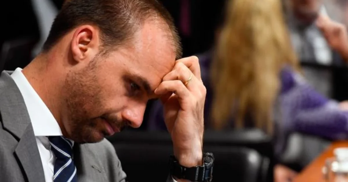 STF define futuro de Eduardo Bolsonaro após decisão polêmica antes de demissão na PF