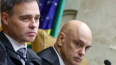 STF entra em disputa pelo celular de Vorcaro antes de sessão sobre mensagens com Moraes