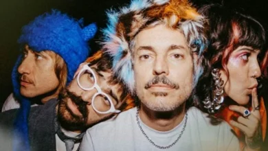 Supercombo faz discurso político no Rock in Rio e transmissão é interrompida