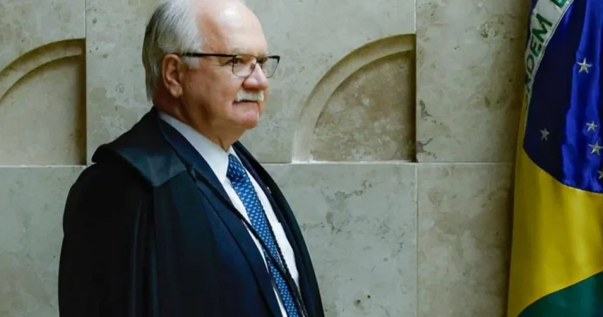 Tensão no Judiciário: Fachin quer ouvir ex-presidentes do STF para buscar saídas para crise na Corte