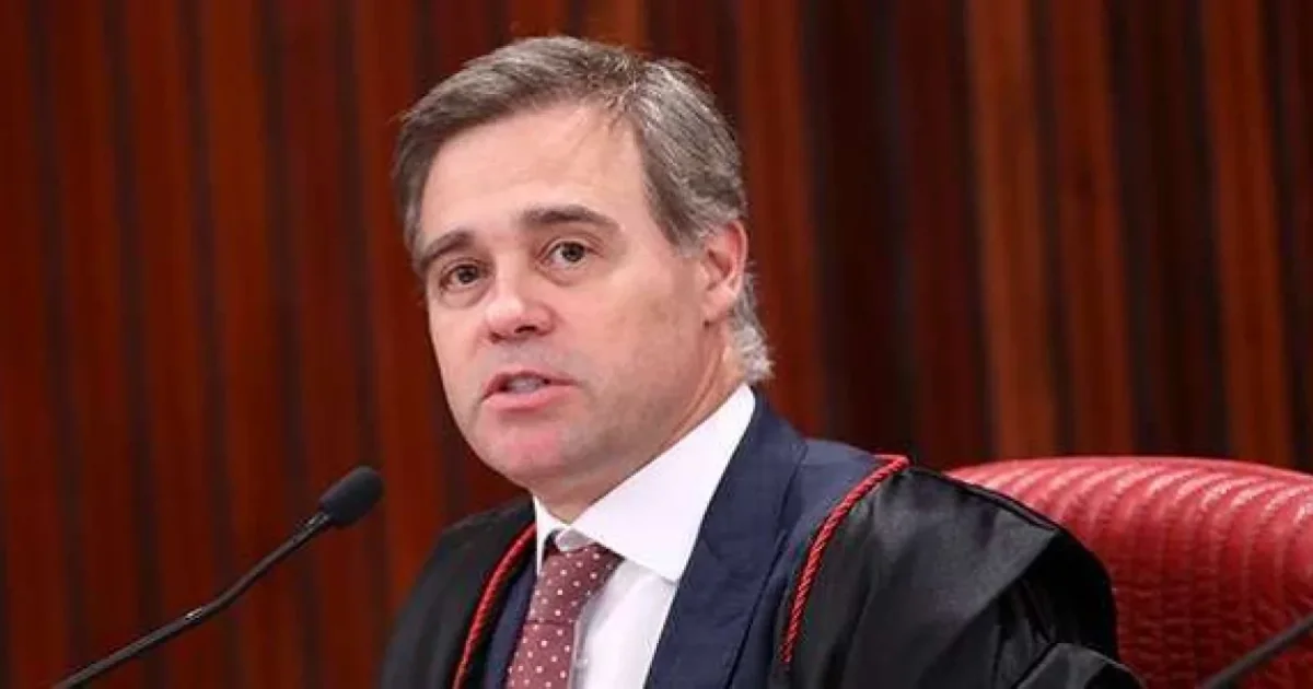 TSE rejeita ação de Zé Trovão sobre reajuste do Bolsa Família sem analisar o mérito