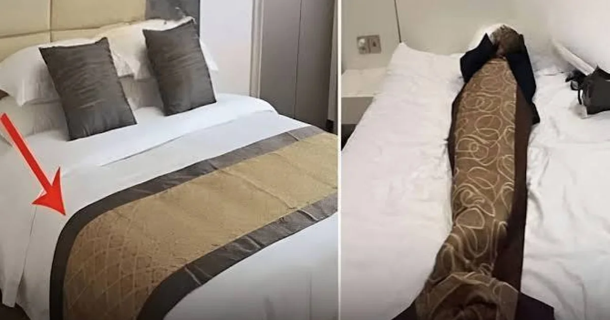 Você sabe para que serve a faixa de tecido que fica em cima das camas de hotel?