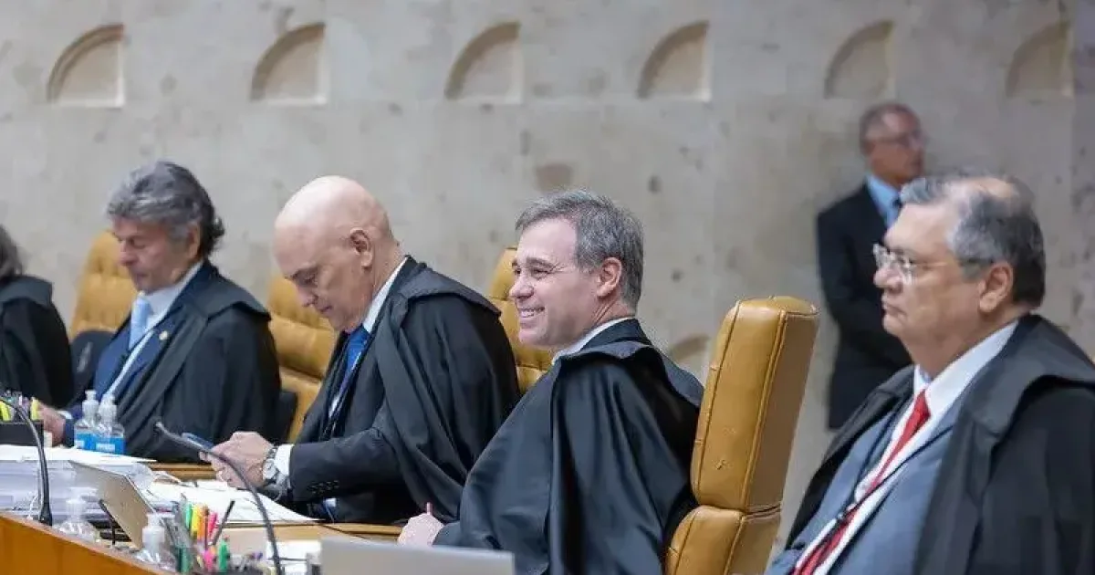 André Mendonça altera voto no STF e mantém publicação de Antonio Tabet sobre Nossa Senhora Aparecida