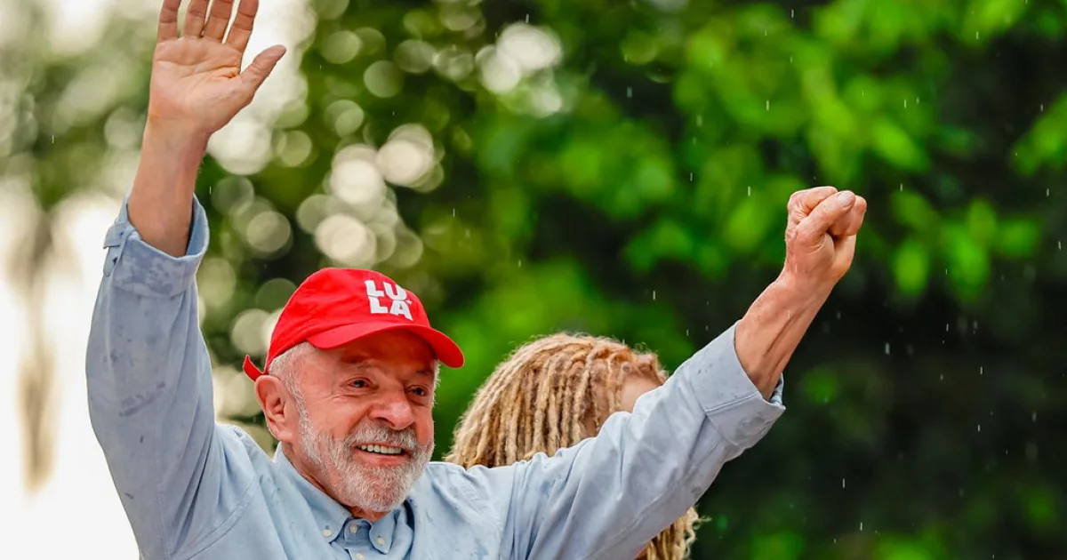 Após liberação do TRE, Lula chega à Avenida Paulista para reta final de campanha e arrasta multidão